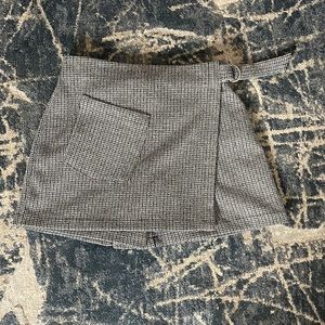 BRAND NEW! Zara skort